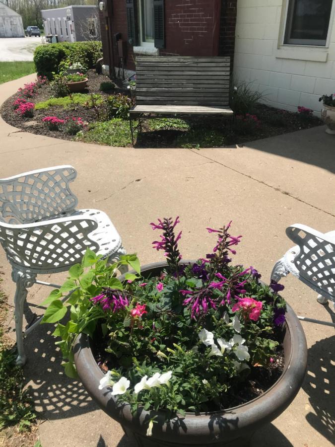 The Nauvoo Grand Bed & Breakfast Экстерьер фото