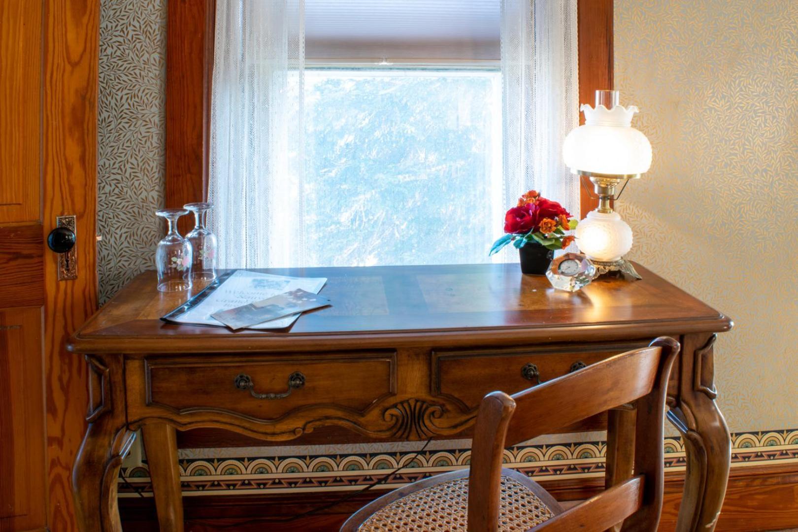 The Nauvoo Grand Bed & Breakfast Экстерьер фото